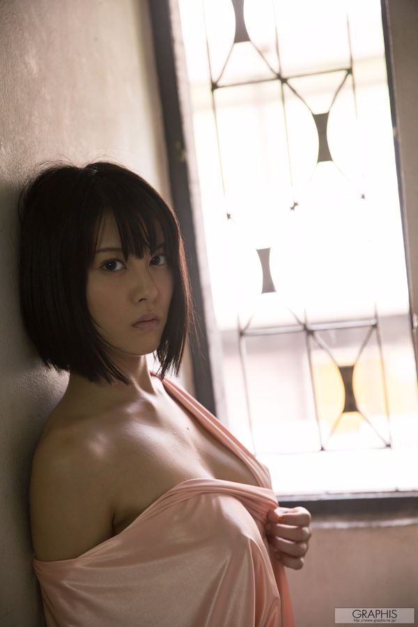 松岡 ち な 『Gifted』 [Graphis] Gals
