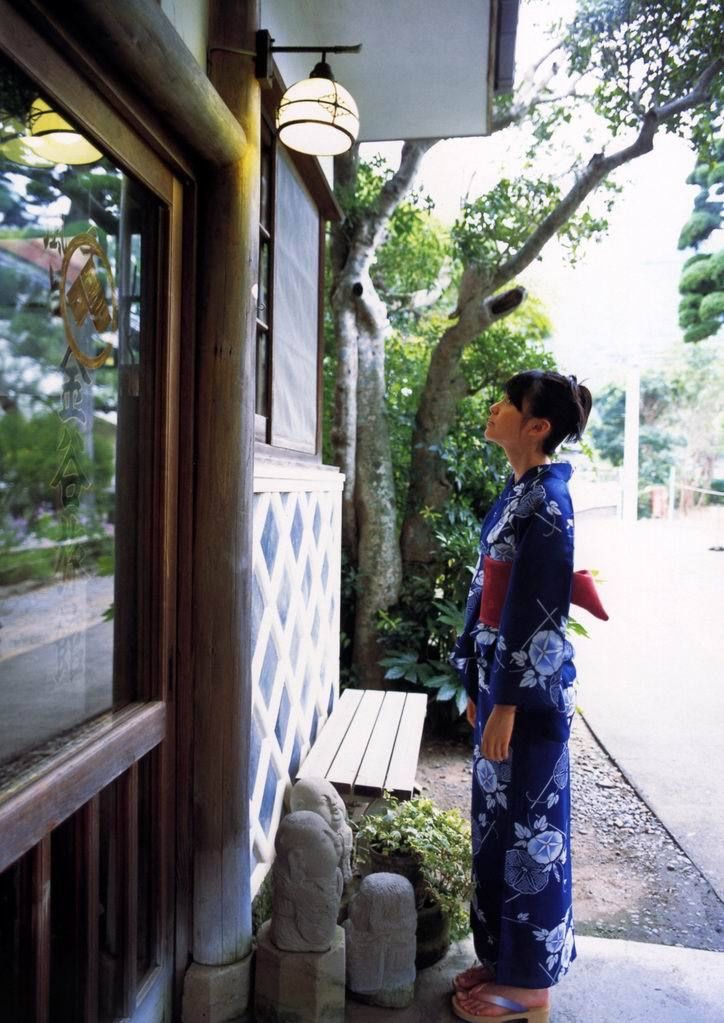 Yuika Motokariya Pagina 18 No.30b803